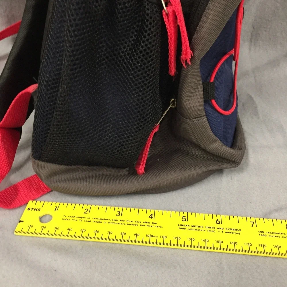 Austin Trading Co Bungee Cord Backpack School Bag 17in Navy Blue Green Red‎